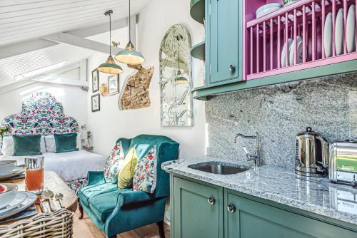 Malborough House | The Secret Garden