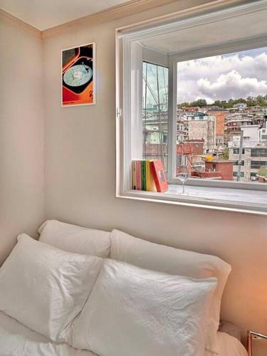 Changsin-dong Apartment | The Seoul city wall house