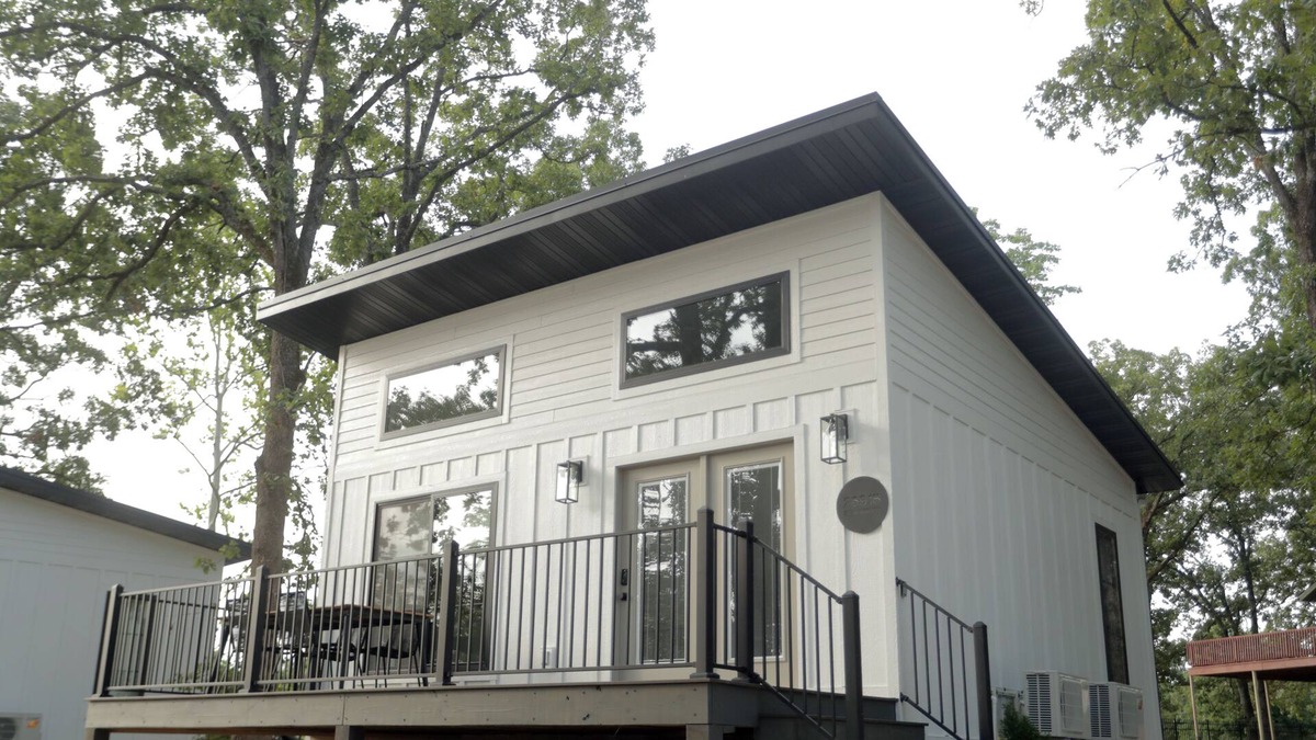 Shell Knob Cottage | The Serendipity with Boat Dock at Rod N Reel Resort