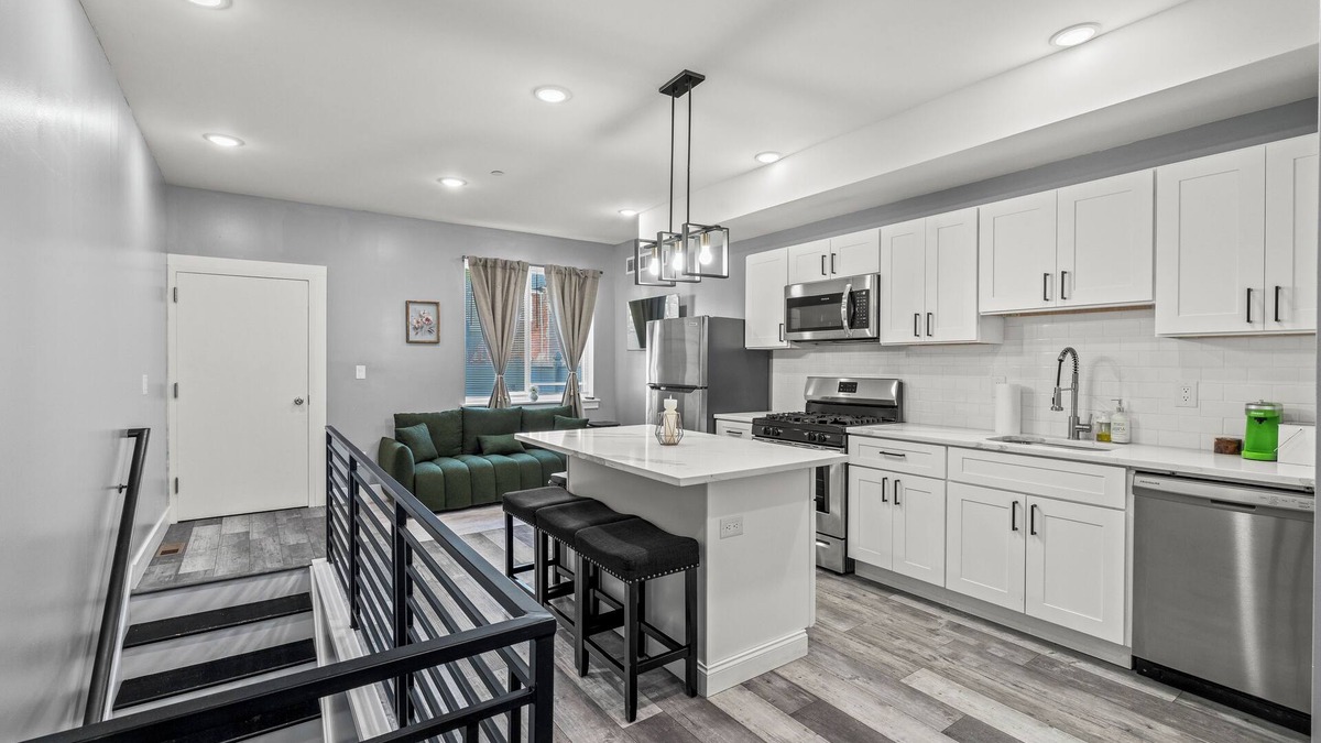 West Philadelphia Apartment | The Serenity EscapenCharming 3bd 2.5 ba Oasis