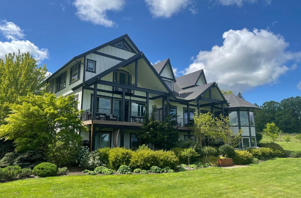 Newberg Bed & Breakfast | The Setting Inn Willamette Valley