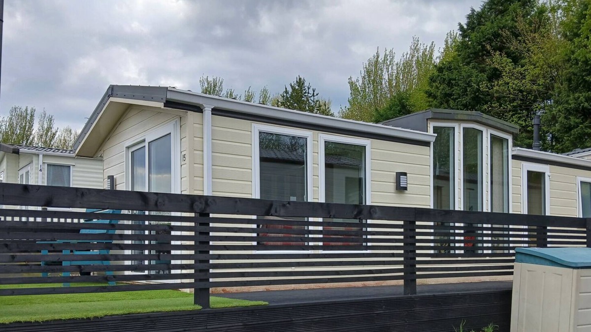 Tarbolton House | The Shak, Tarbolton, Middlemuir Holiday Park