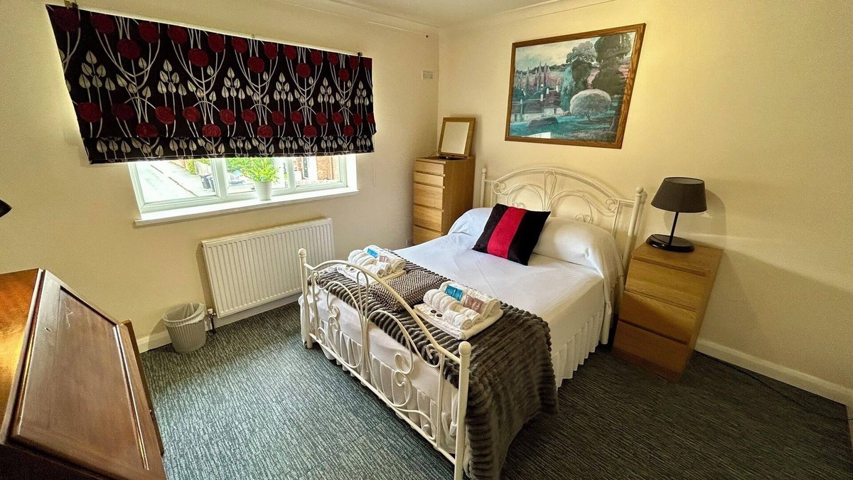 Knutsford House | The Shaw House, No.2