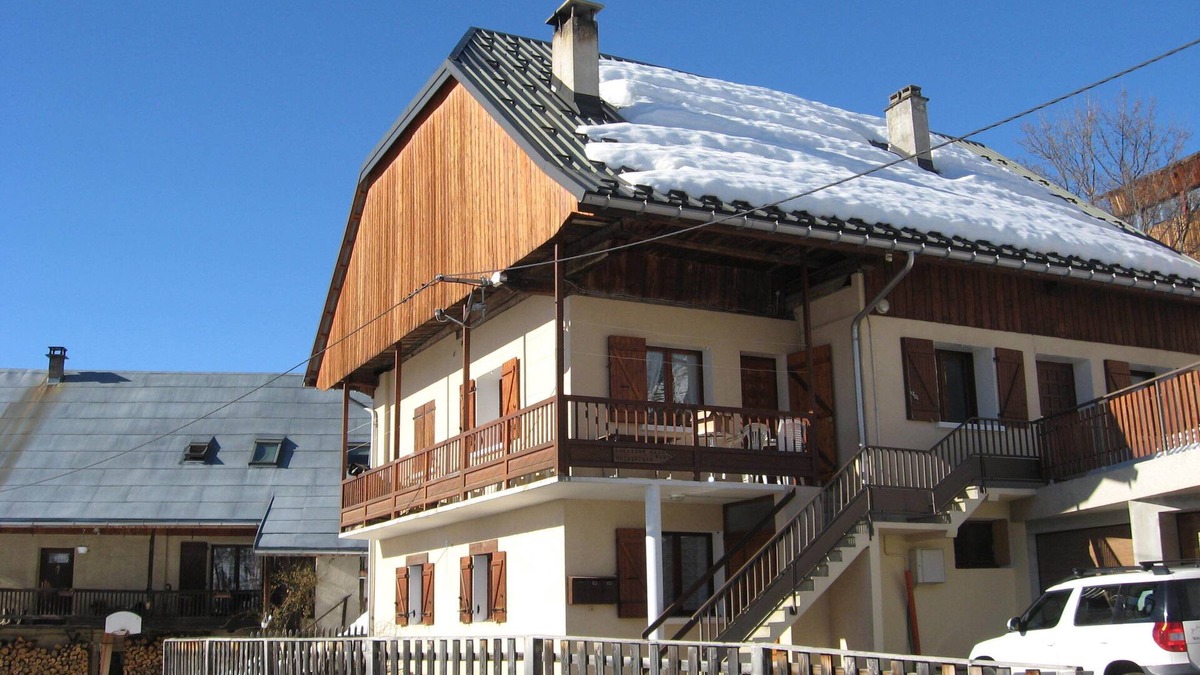 Saint-Jean-d'Arves House | The shepherdess in the hamlet of La Chal