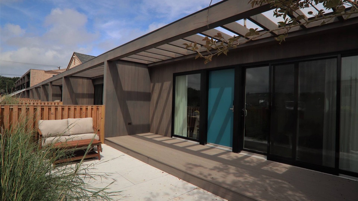 Southold Hotel | The Shoals Suites and Slips