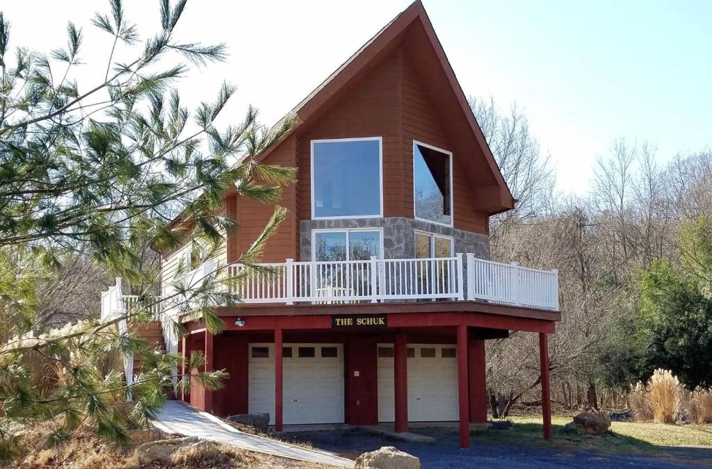 Luray House | The Shuck- Christophers Riverside Cabin