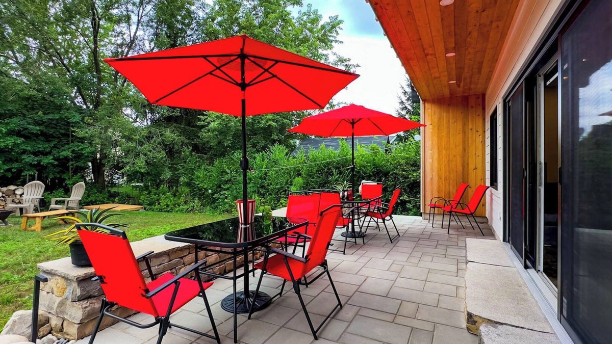 Bluewater Cottage | the Signal - New Cedar Sauna!