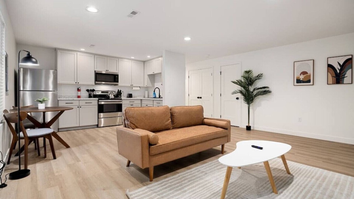 Morton Apartment | The Silo 2 - 1BD Stylish Comfort