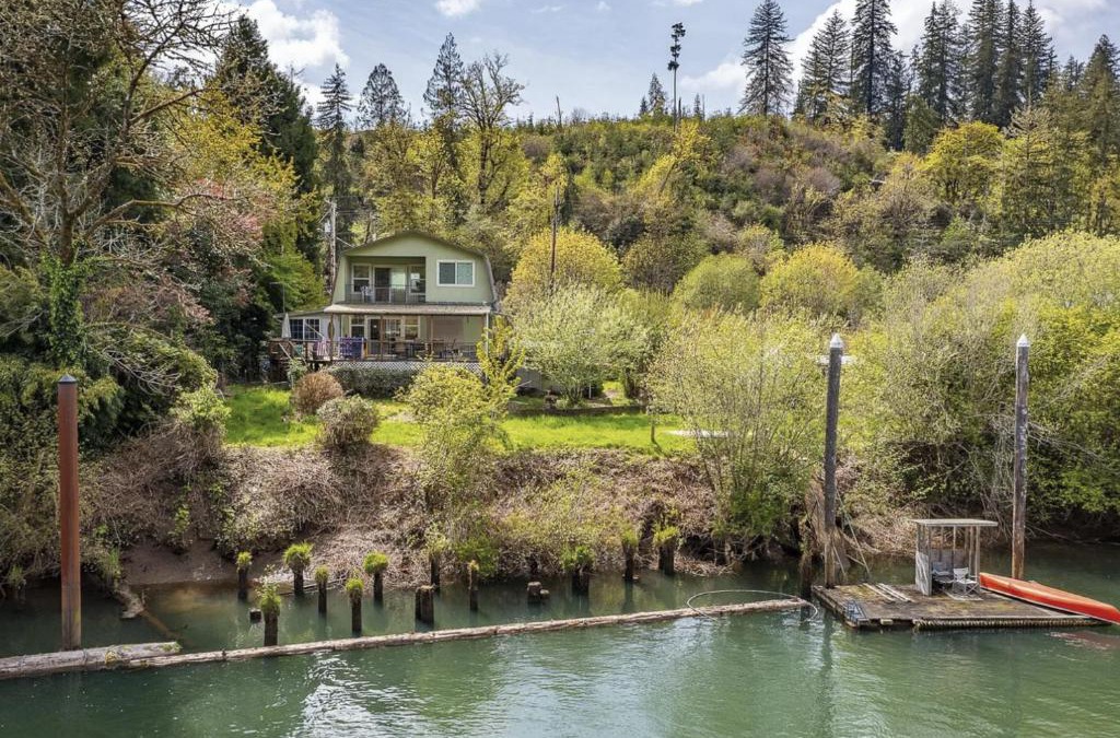 Mapleton House | The Siuslaw Barnhouse