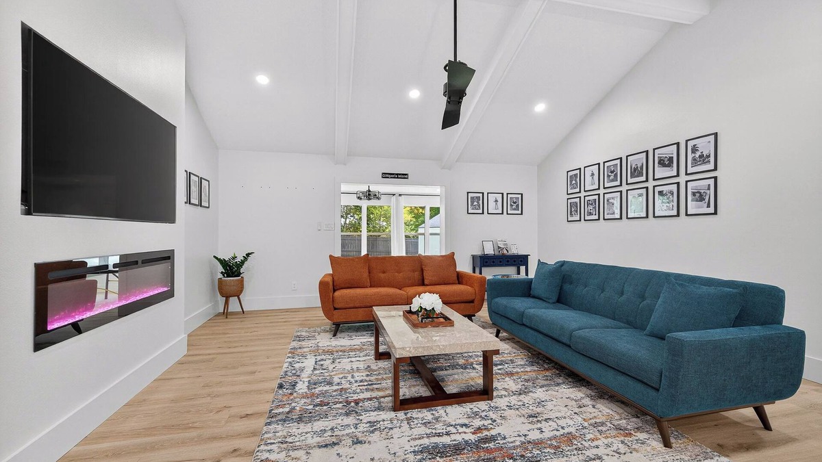 Malbis House | The Skipper’s Hideaway: Golf Course & Pool Oasis