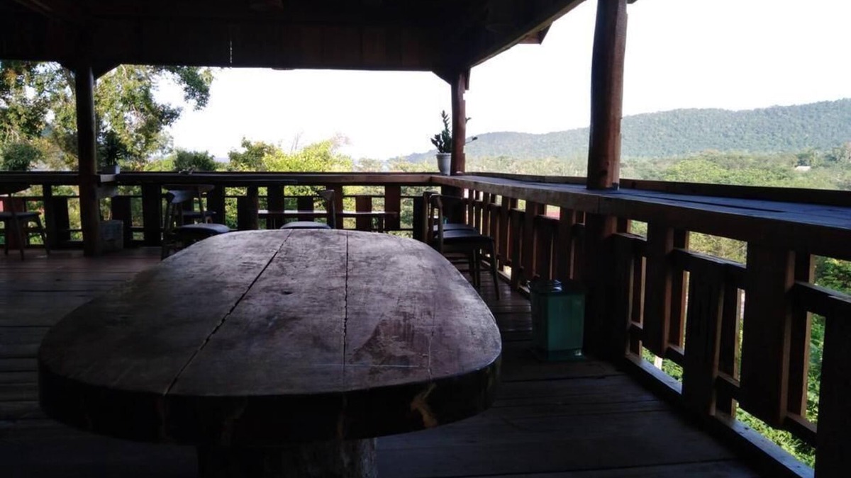 Koh Rong Sanloem House | The Sleeping Buffalo