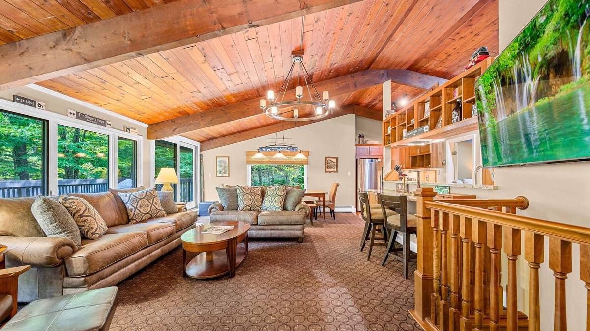 Killington House | The Slippery Slope Chalet at Pico: Ski-In/Ski-Out Escape at Pico Mountain & Close to Killington.