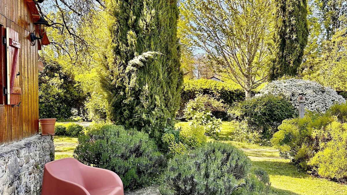 Villefranche-du-Perigord Cottage | The small sheepfold in the Perigord