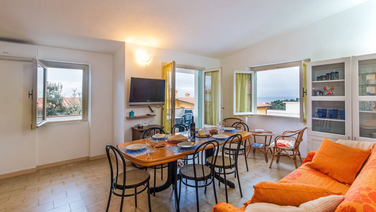 Cala Gonone Apartment | The small juniper. Spacious six-seat apartment