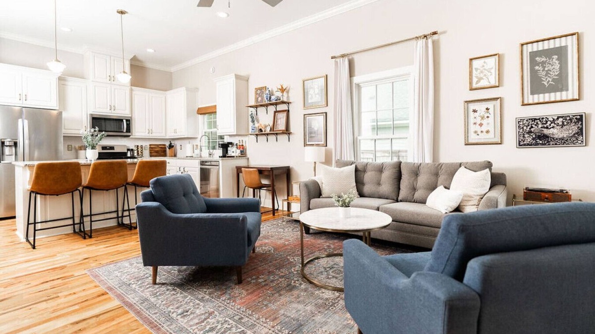Columbus House | The Smith's Downtown