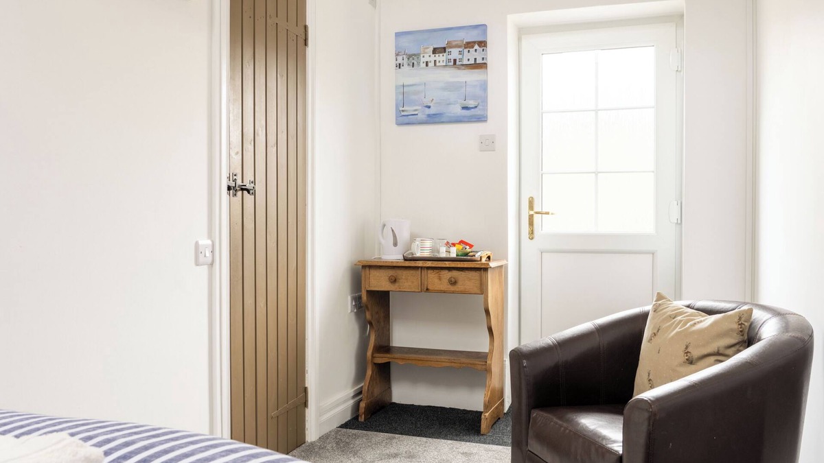 Bedford House | The Snug at Scald end Farm