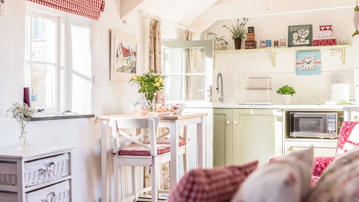 Stenalees Cottage | The Snug