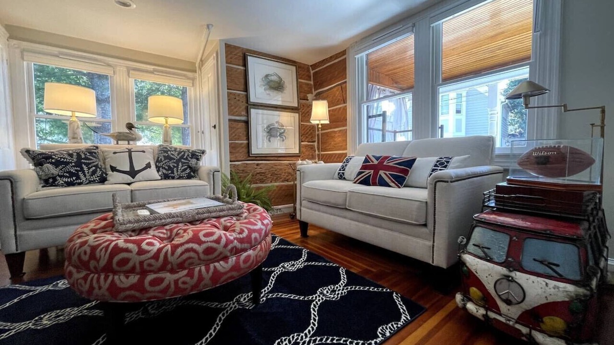 St. Michaels Apartment | The Snuggery Inn & Suites Captain`s Quarters