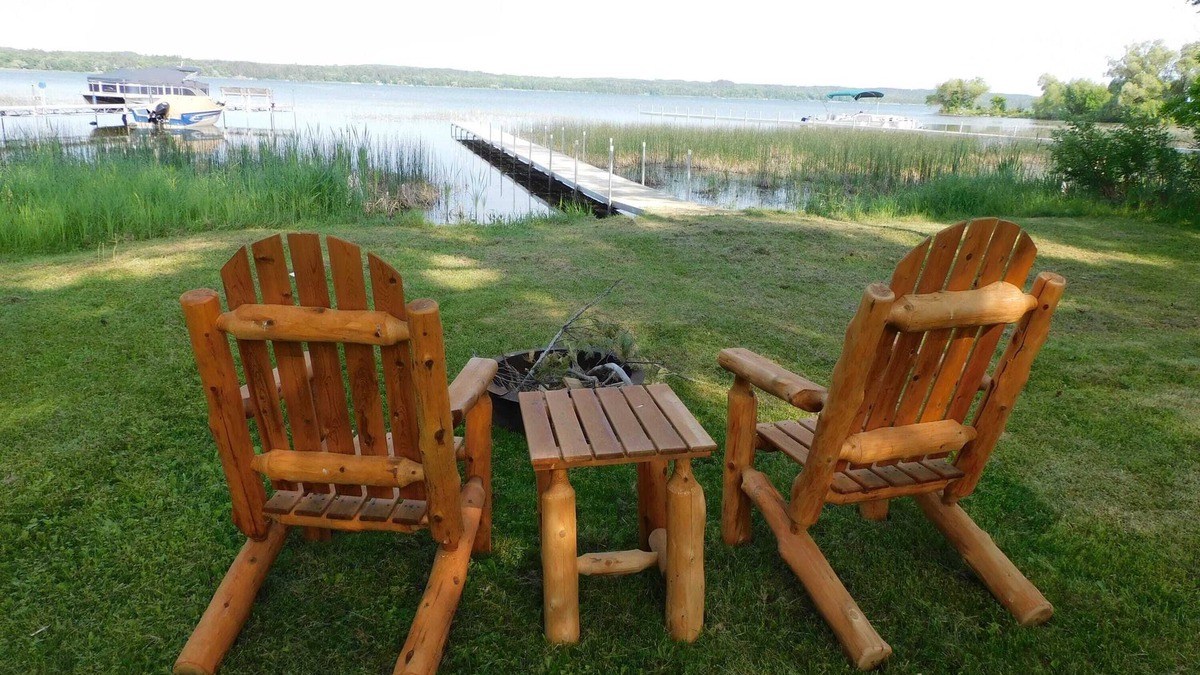 Backus Cabin | The Sooner by the Lake