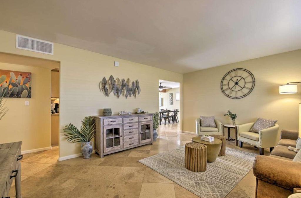 Papago Parkway House | The Southwest Comfort