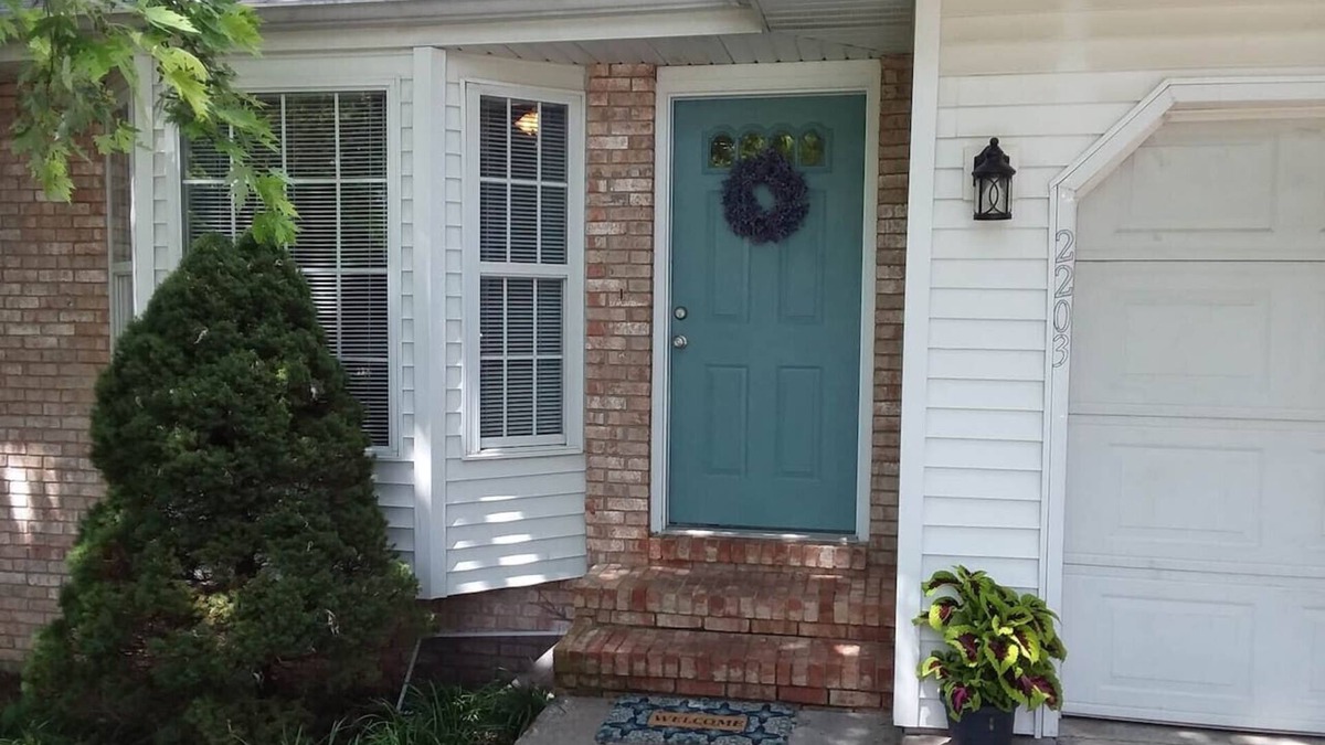 Ozark House | The Southwest Place 2203