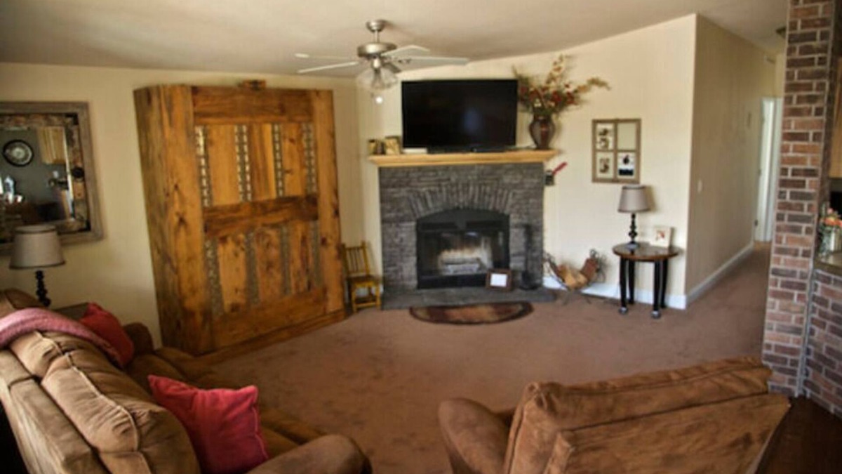 Moab Cabin | The Spectacular Daybreak Cabin