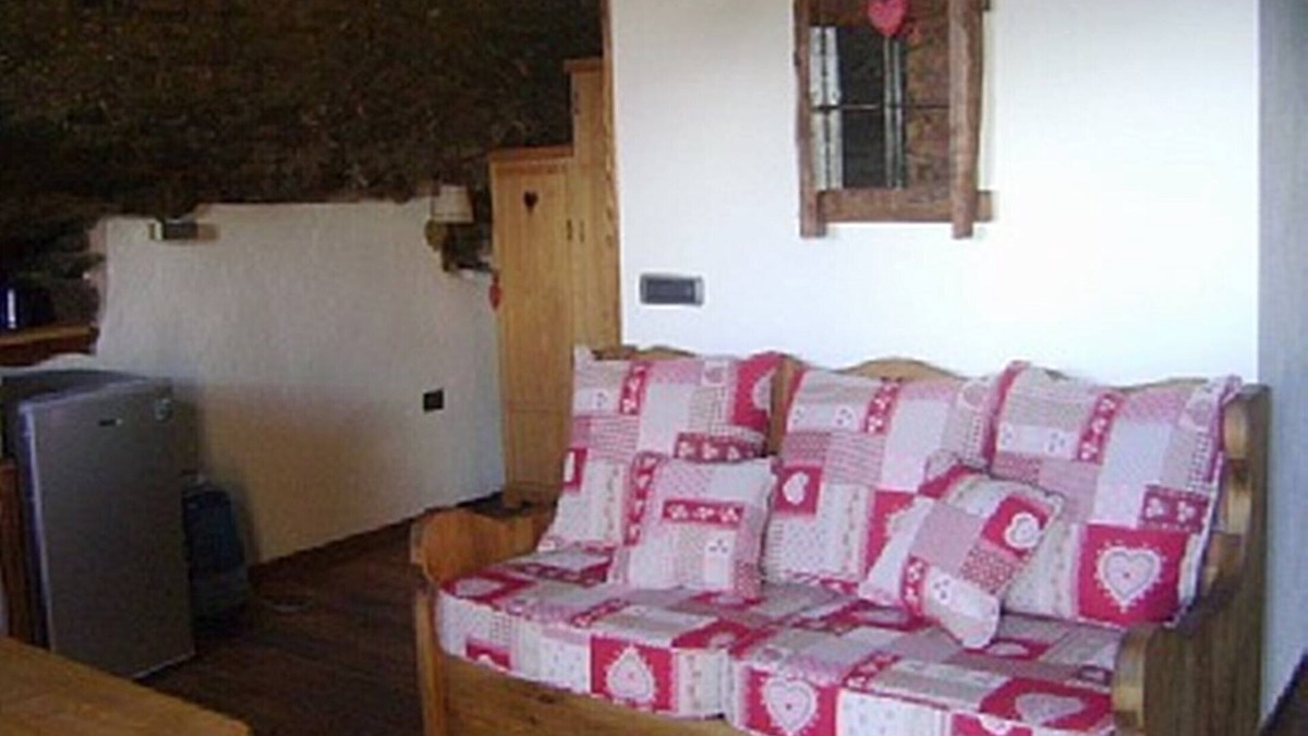 Artaz Vieu House | The spectacular sunset. Cozy Alpine dwelling WI-FI