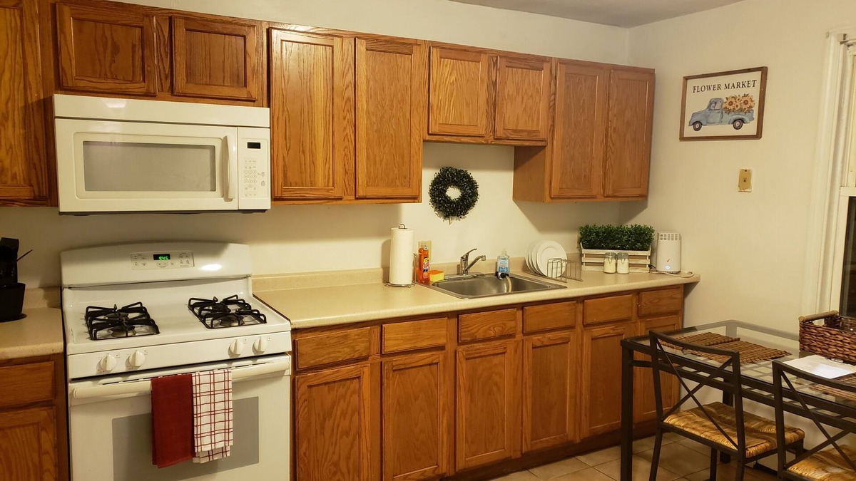 West End Apartment | The Spot at The Upper South