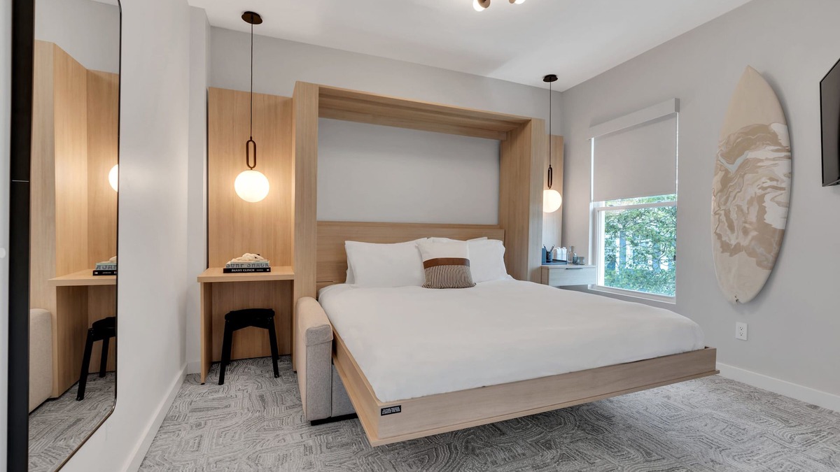 Asbury Park Hotel | The St. Laurent: King - Sleeps 2