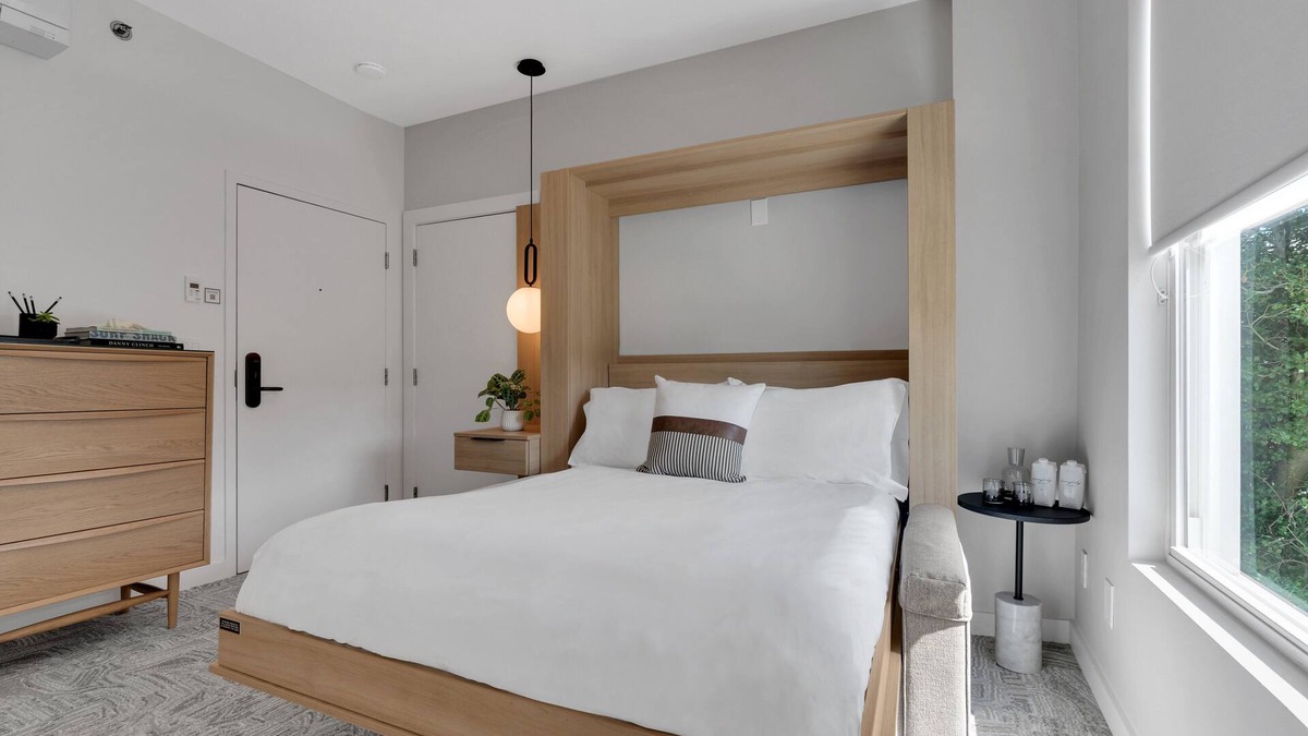 Asbury Park Hotel | The St. Laurent: Single Full - Sleeps 2