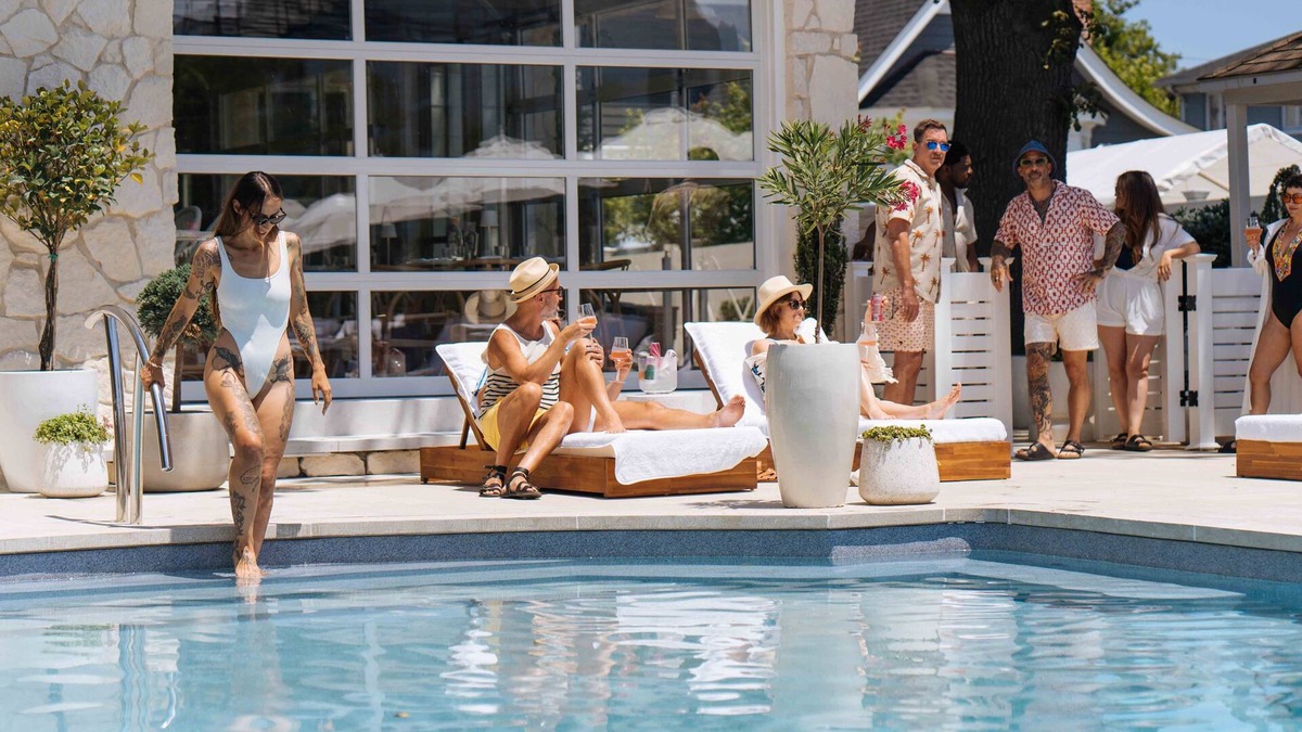 Asbury Park Hotel | The St Laurent Social Club & Guest Rooms