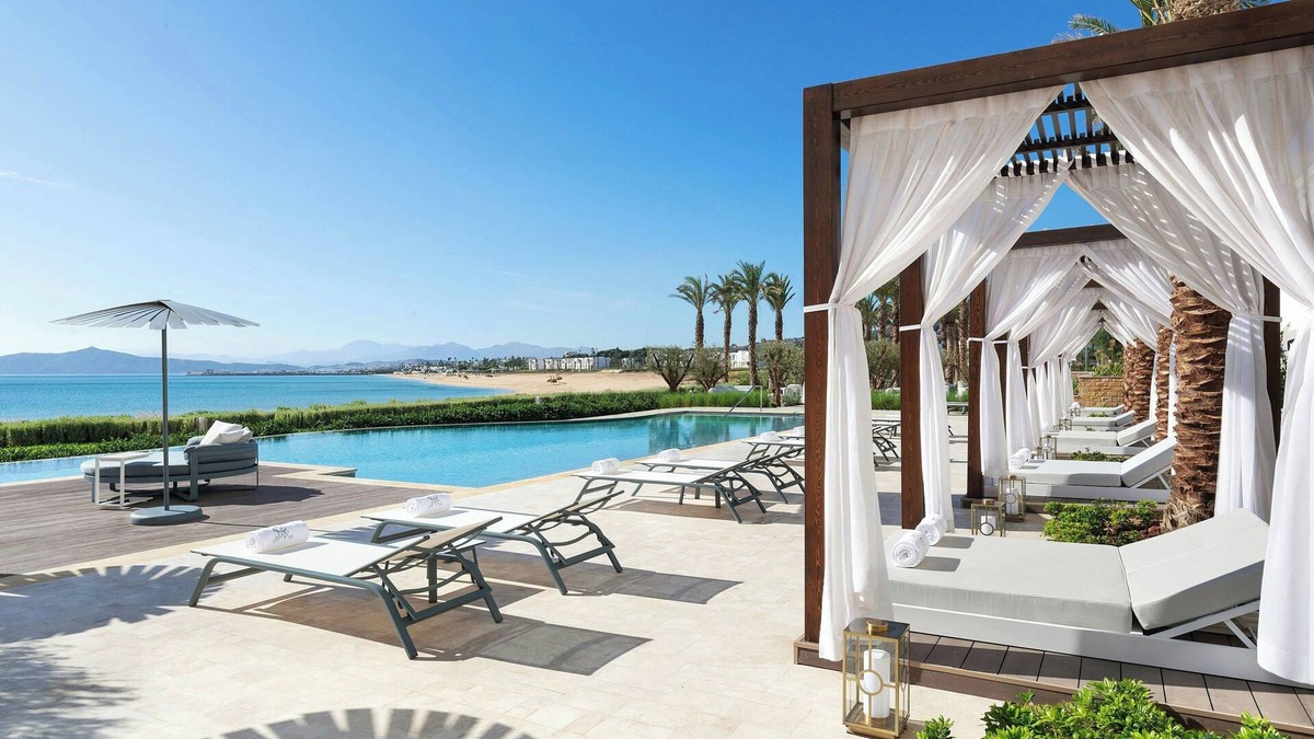 Restinga Smir Hotel | The St. Regis La Bahia Blanca Resort, Tamuda Bay