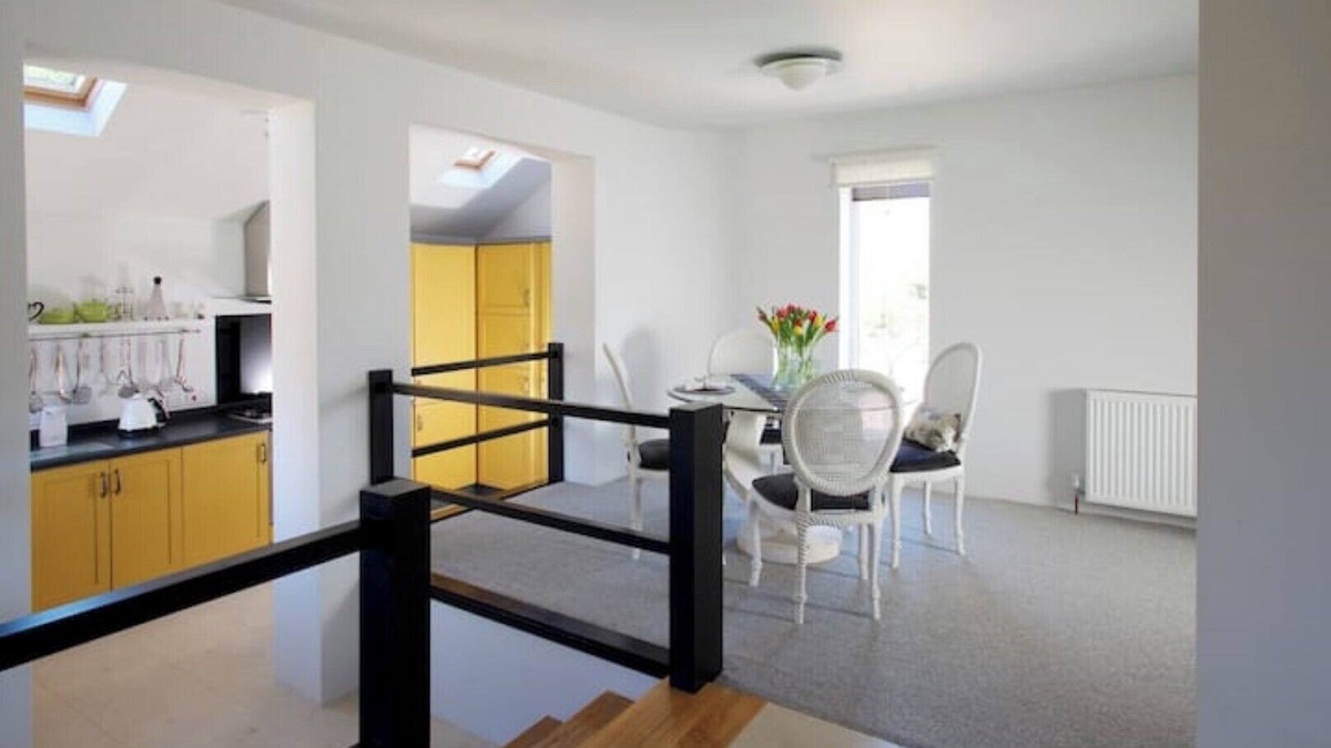Winfrith Newburgh House | The Stable Barn - Luxury Spacious Open Plan Split Level Cottage for Two