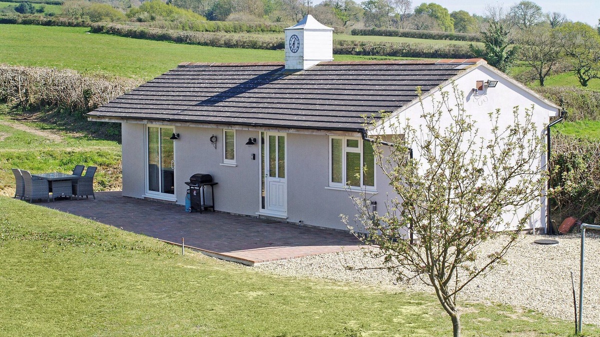 Chard Cottage | The Stables at Greenview