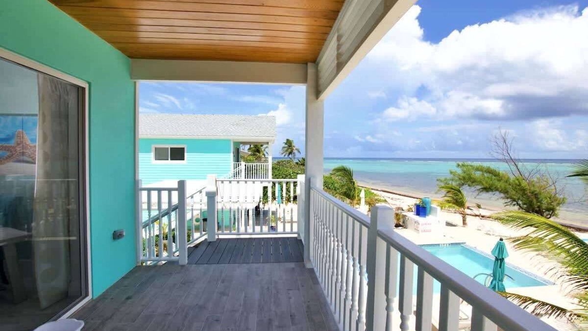 Colliers Bay Condo | The Starfish Oceanfront Studio Cottage in East End