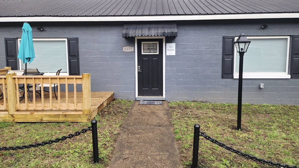 Charlton Heights House | The Station