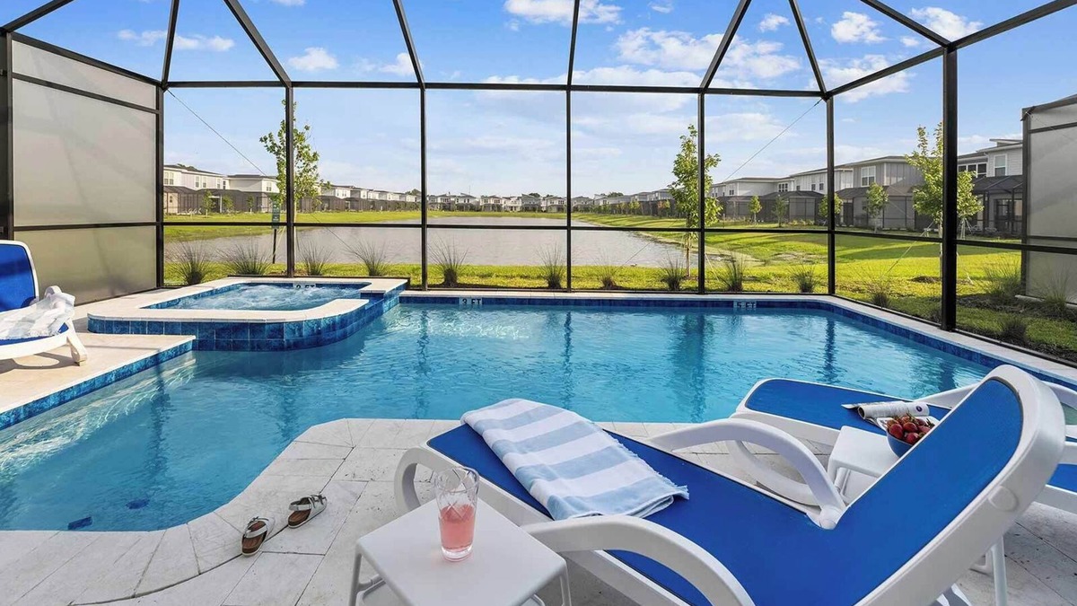 Florida Center House | The Stellar | Superhero & toy box themed BRs, spacious LR/DR - mins to Universal