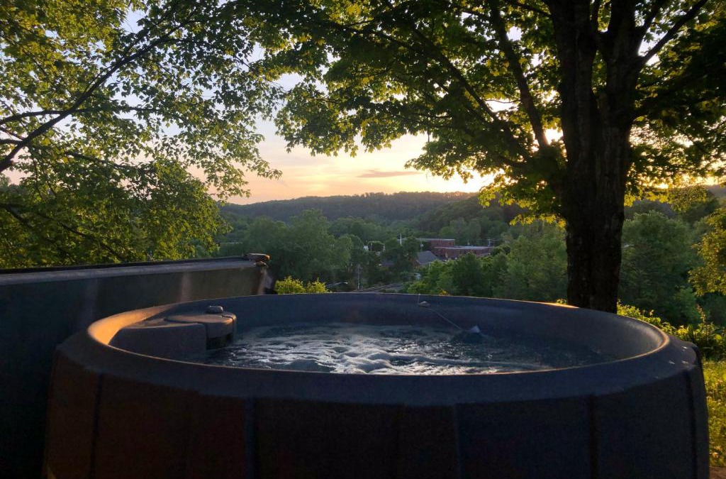 Beattyville House | The Stoic - 3 bed 3 Bath near red river gorge