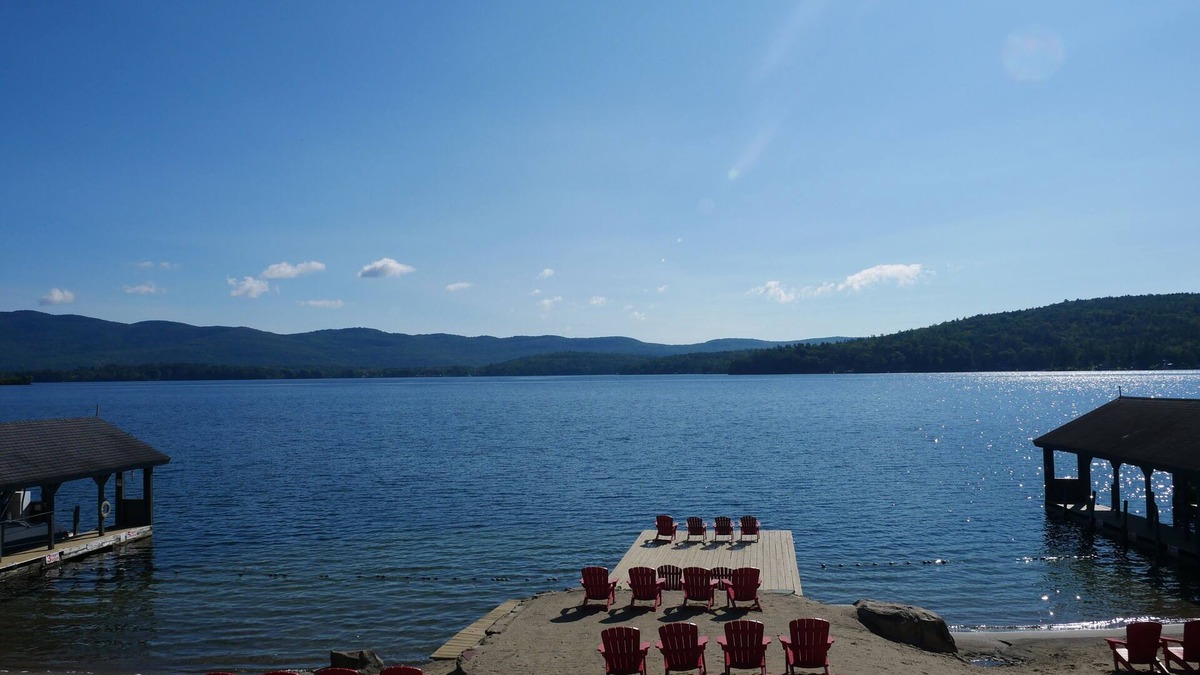 Lake George Hotel | The Stone Gate Resort