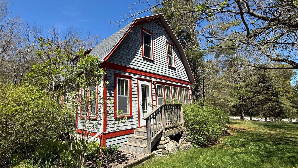 Beaver Island House | The Stone House of Beaver Island
