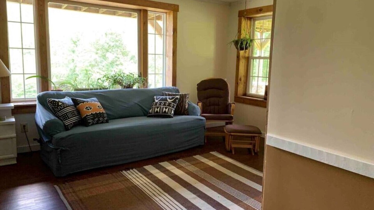 Newcomb House | The Stone House .
