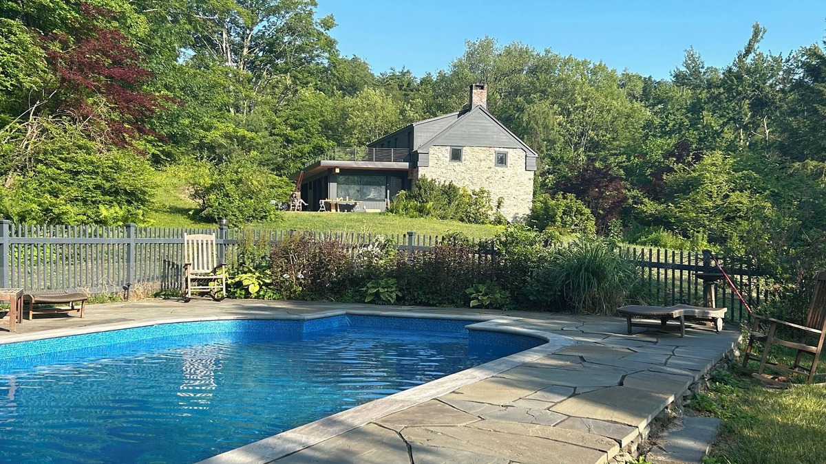 Kingston House | The Stonemason - A Private Catskill Winter Escape in the Woods close to Kingston