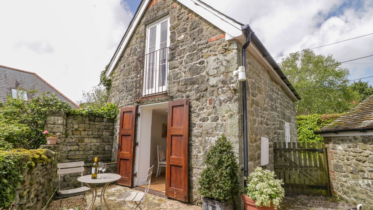 Shaftesbury Cottage | THE STUDIO, pet friendly, character holiday cottage in Shaftesbury