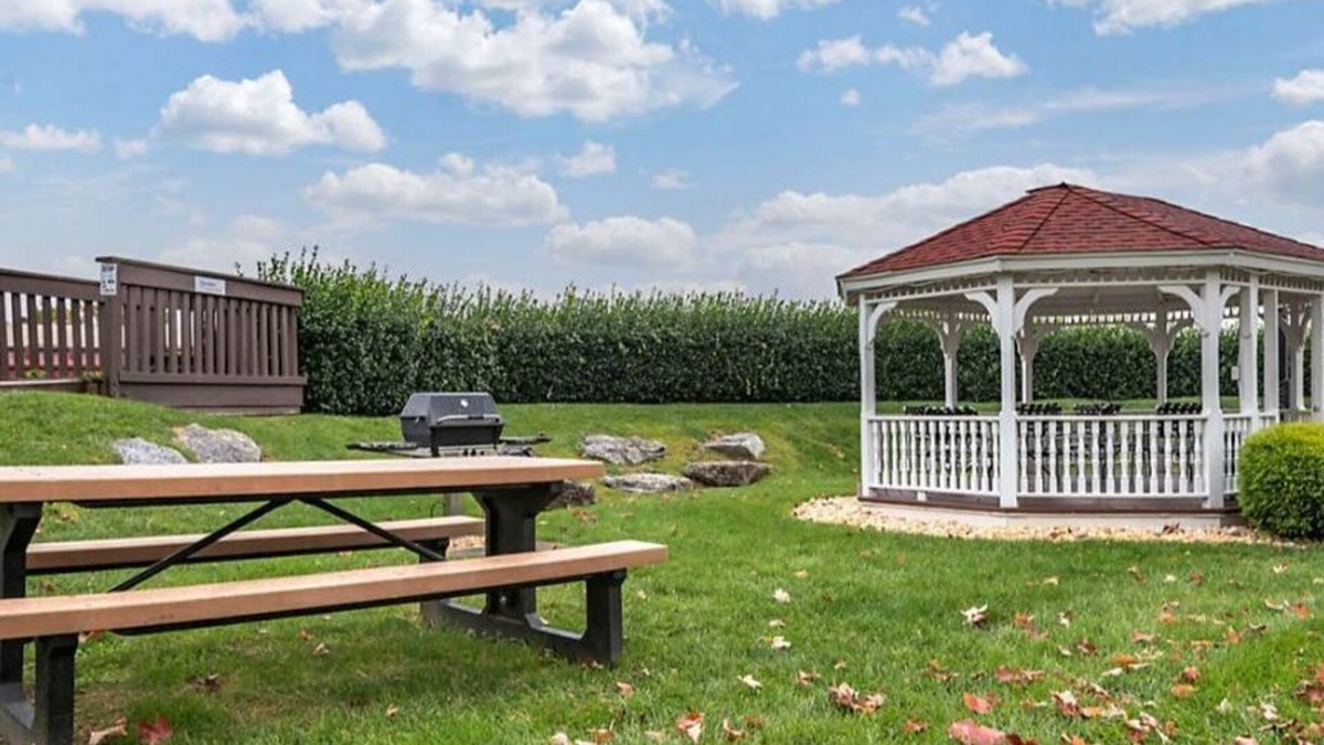 Hummelstown Villa | THE SUITES AT HERSHEY
