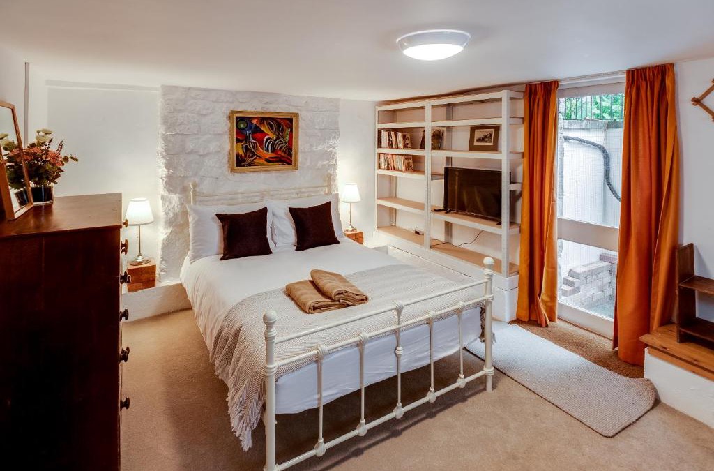 Summertown Apartment | The Summertown STUDIO 1BR & kitchenette