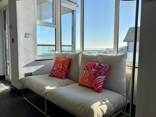 Westbrook Apartment | The Sun Deck Apartment - Westbrook Bay Beach - By Goldex Coastal Breaks