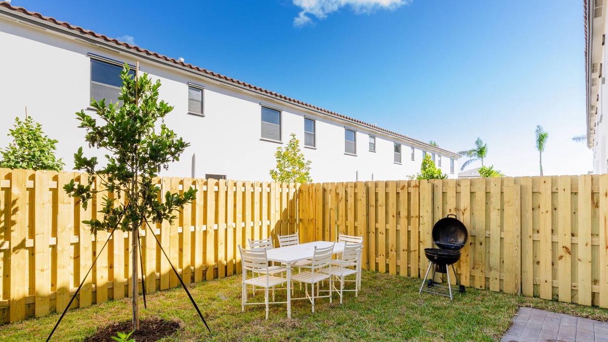 Princeton House | The Sunnyside Glamorous Home 4BR New MIA