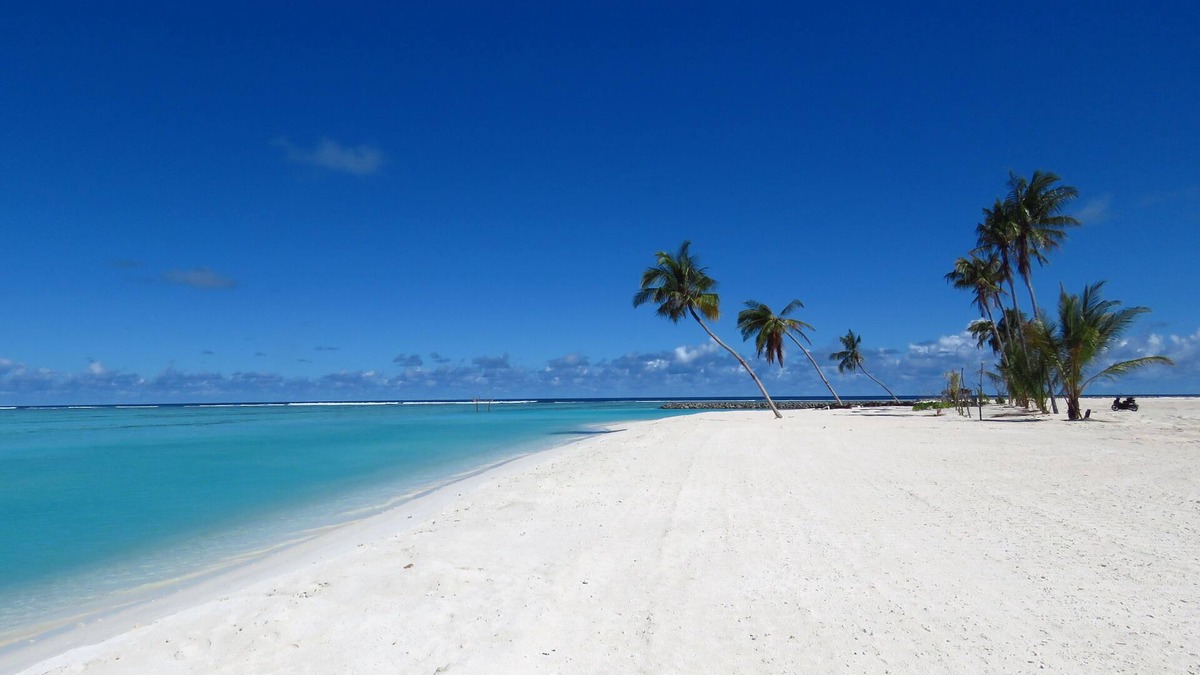 Huraa Bed & Breakfast | The Sunrise Huraa