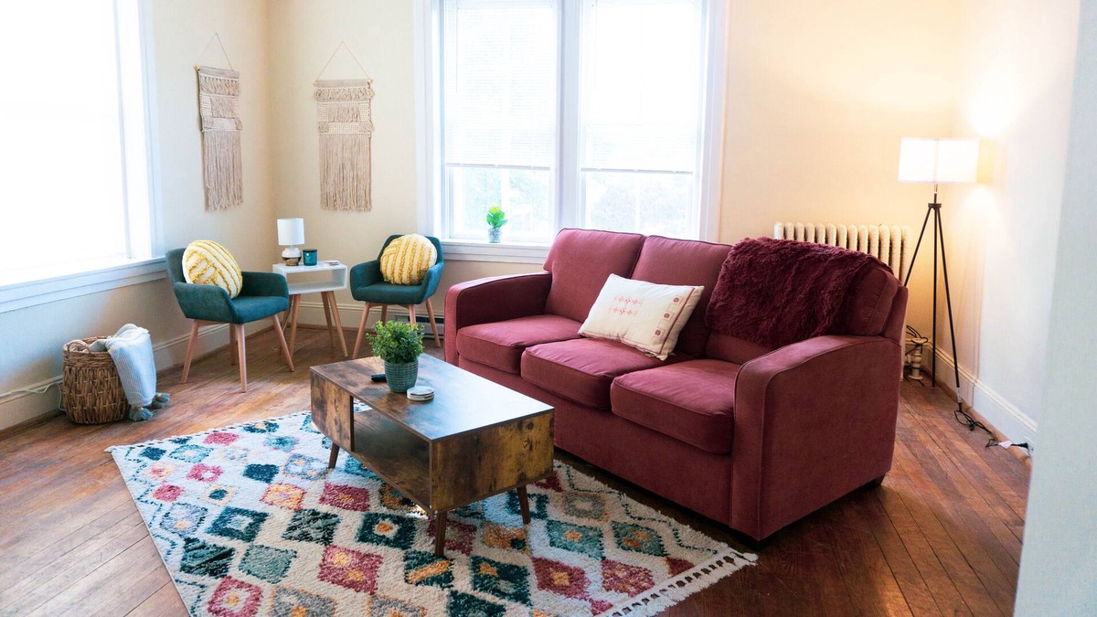 Charles Town House | The Sunshine APT in DT Charles Town near Harpers Ferry
