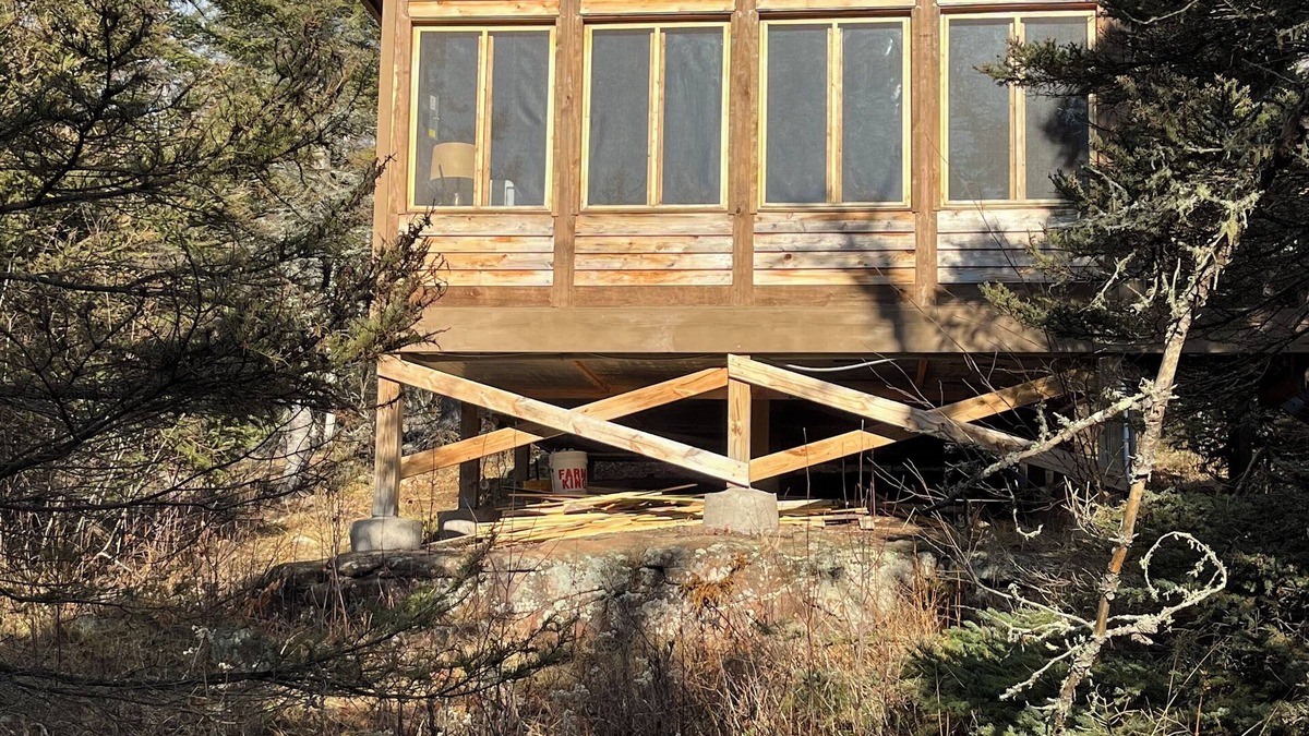 Grand Marais Cabin | The Superior Bunkhouse, a Cozy 16 X 24 Cabin near Grand Marais MN and Hovland MN